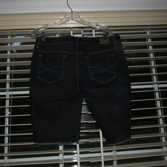 AEROPOSTALE Bermuda Dark Wash Shorts Size 12 - Picture 5 of 7
